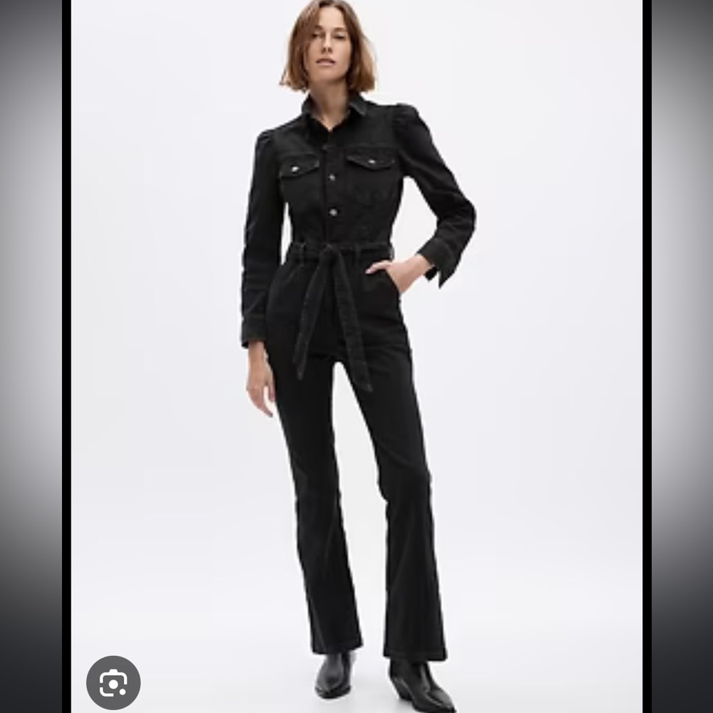 Gap Western style denim jumpsuit black with slight stretch size 32